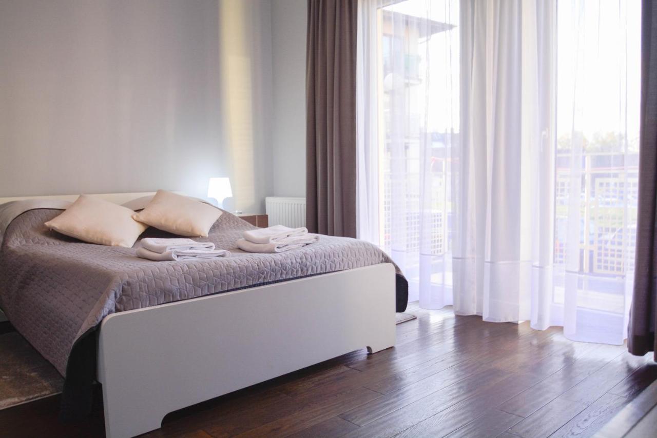 Apartamenty Bryza - Chelmonskiego - Parking - Centrum 斯维诺乌伊希切 外观 照片